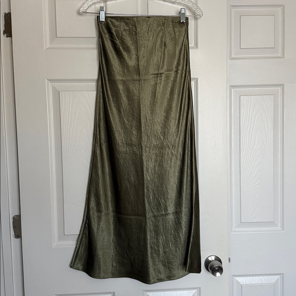 Aritzia Babaton Sundried Olive Midi Satin Skirt 0 - Picture 4 of 6